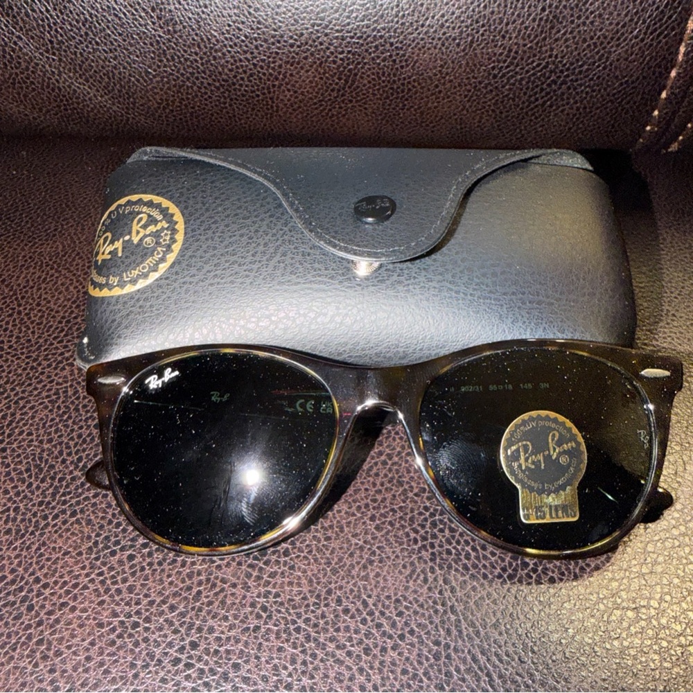 Ray-Ban RB2185 Sunglasses 902/31 Tortoise Frame Black Lens 55 [] 18    145 3N - Picture 3 of 8